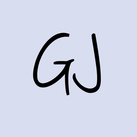 Meet your Posher, Gabrielle - Picture 1 of 1