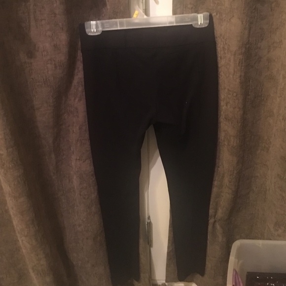 High- wasted black skinny pants - Picture 3 of 4