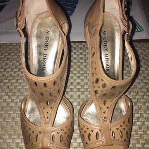 Audrey Brooke Heeled Sandals Size 6 1/2
