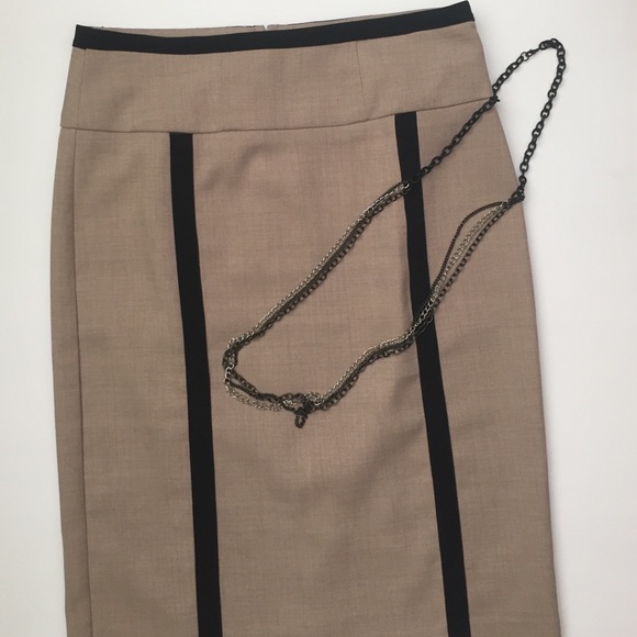 🐯Sexy Tan and Black Pencil Skirt 🐯