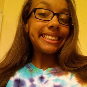 Meet your Posher, Makayla