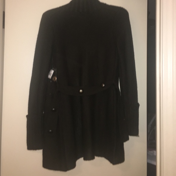 Dark green, belted long sweater, w/ buttons - Picture 3 of 3