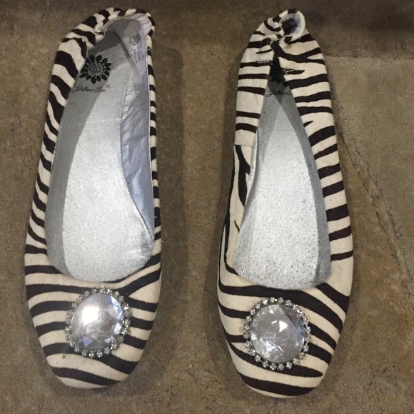Yellow box flats