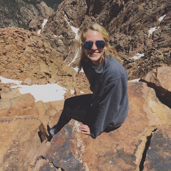 Meet your Posher, Lauren