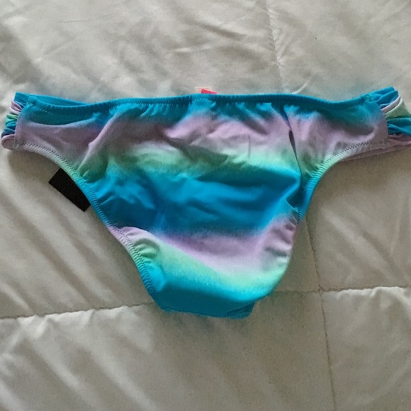 Victoria's Secret XS Swim Bottom - Picture 4 of 4