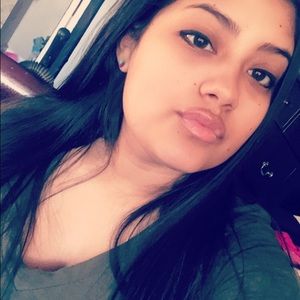 Meet your Posher, Jocelyn