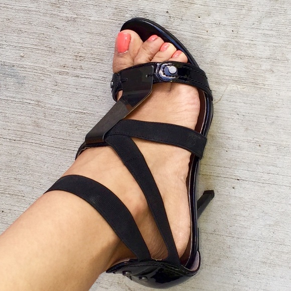 Guess beautiful black silver high heels! 6.5 - Picture 3 of 4