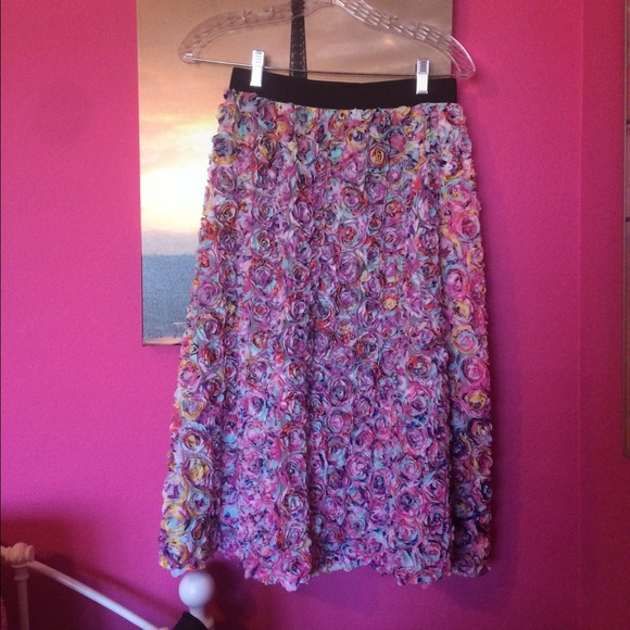 Three dimensional floral skirt!