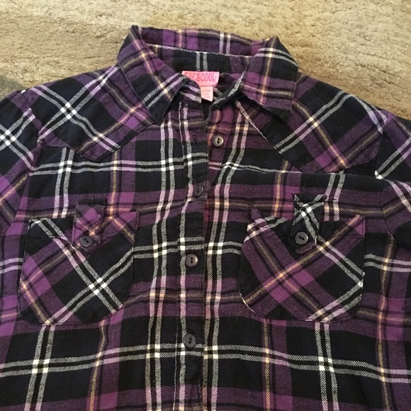 Women's flannel - Picture 2 of 2