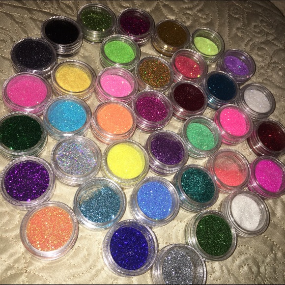 37 eye/nail glitters