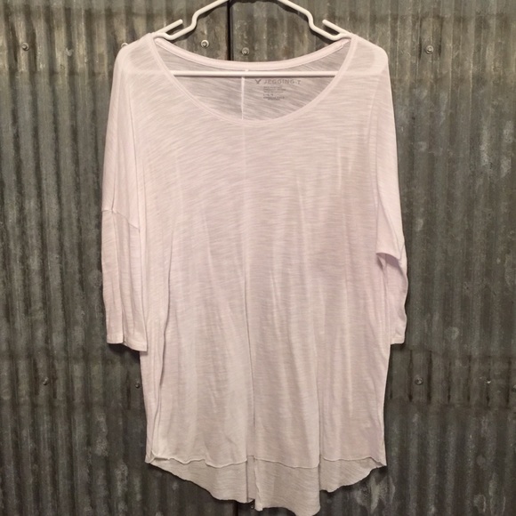American Eagle jegging tee