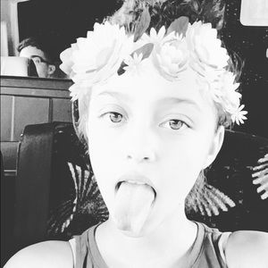 Meet your Posher, Yanelis