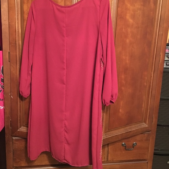 Dress - Picture 2 of 3