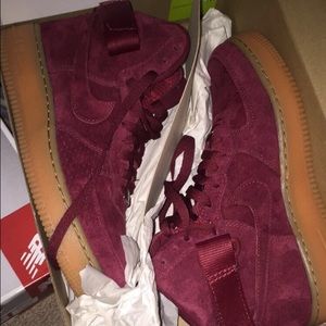Nike Air Force 1 burgundy