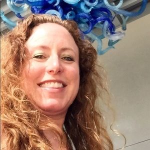 Meet your Posher, Julie