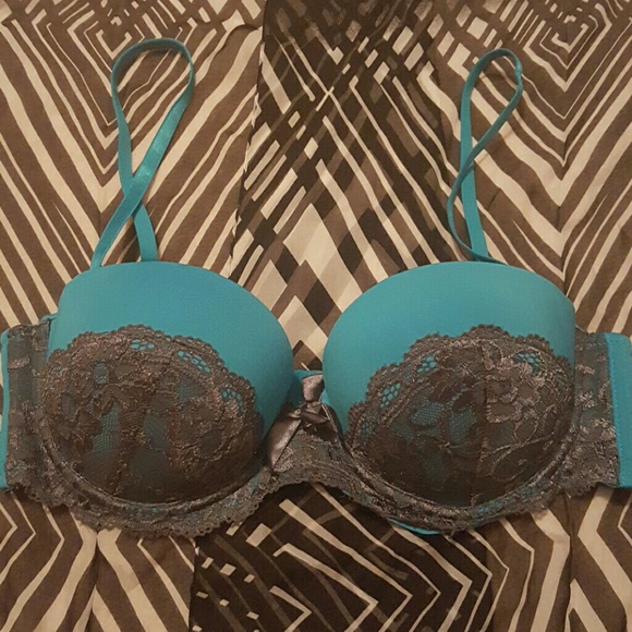 New XOXO turquoise and grey lace bra