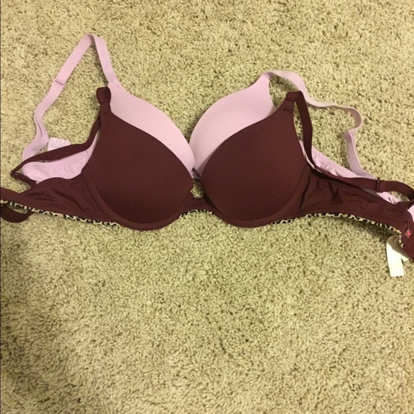 Victoria secret size 32 a push up bras