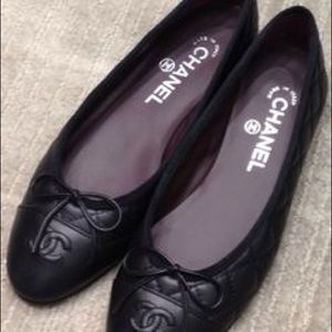 Chanel black ballet flats