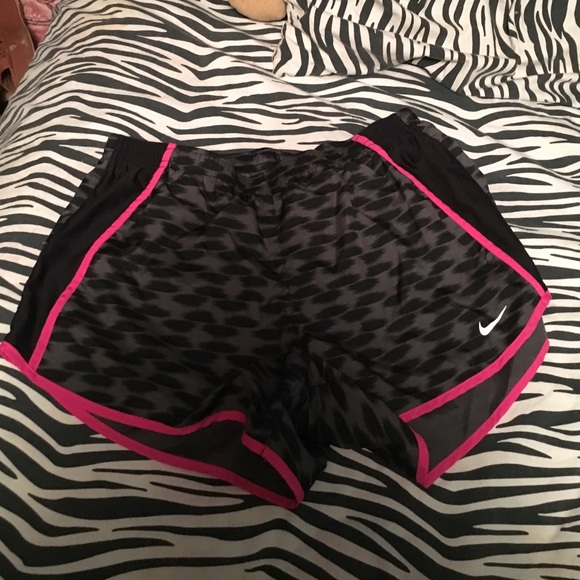 Black and gray patterned nike shorts pink outline