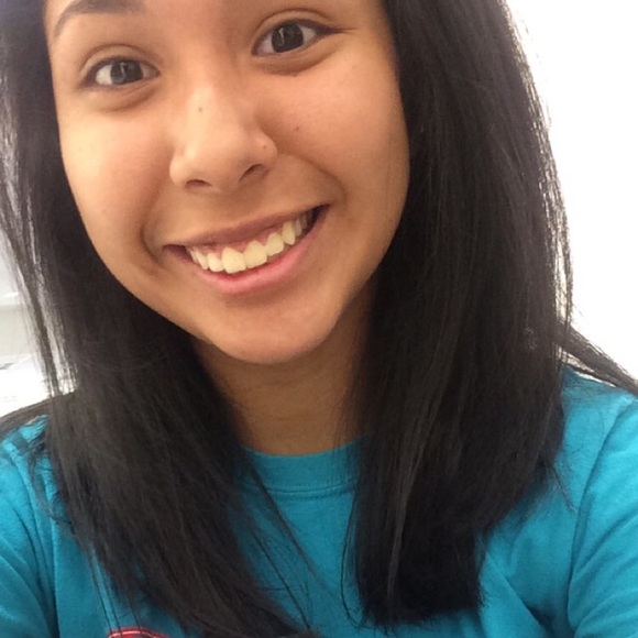 Meet your Posher, Ariana