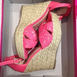 Lace wedge heels never worn