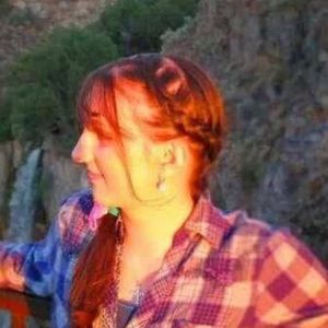 Meet your Posher, Calley