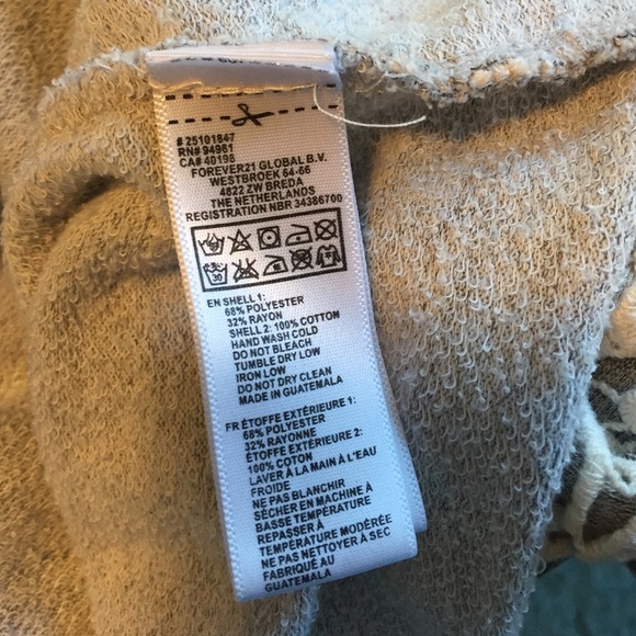 Forever 21 | Crochet Sweater - Picture 4 of 4