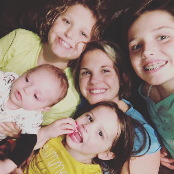 Meet your Posher, Chelsea - Picture 2 of 2