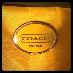 🌻Authentic coach purse!