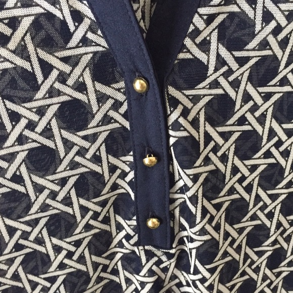 NWOT Limited sleeveless geometric top - Picture 3 of 4