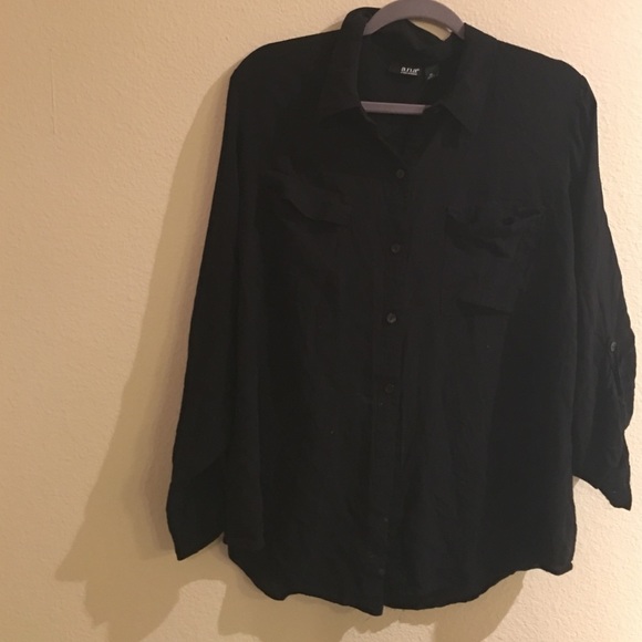a.n.a Roll tab sleeve shirt