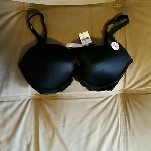 New Victoria's Secret 34d balconet push up bra