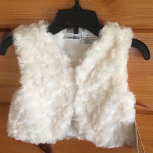 NWT Pretty Elegant Kids R Us Fur Vest 3T