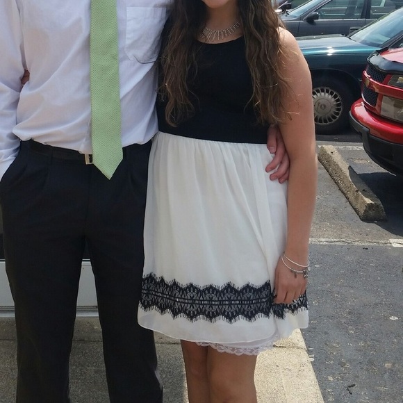 •Enfocus Studio• Dress - Picture 4 of 6