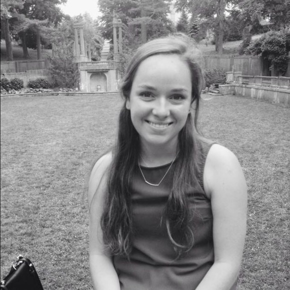 Meet your Posher, Erin - Picture 1 of 1