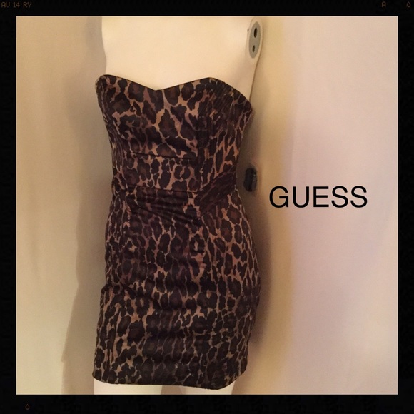 Strapless GUESS dress‼️NOW $20