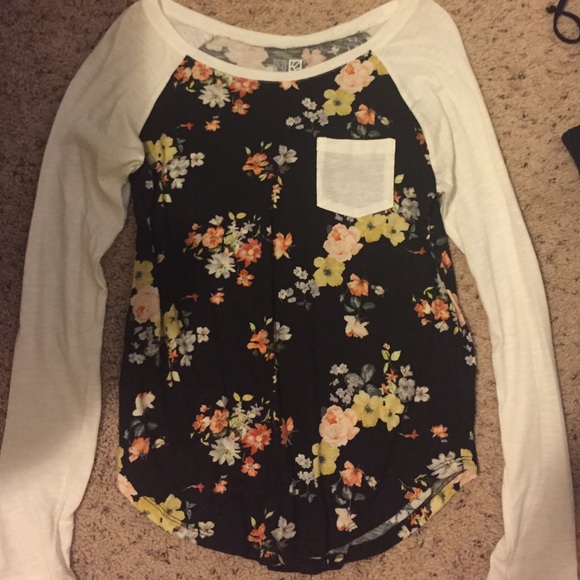 Nollie floral long sleeve top