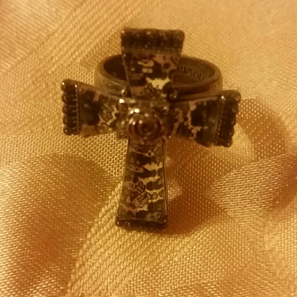 Cross ring!