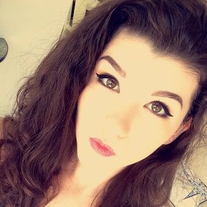 Meet your Posher, Erinn