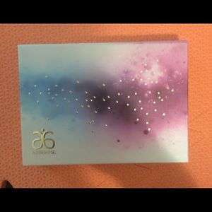 Arbonne make-up palette