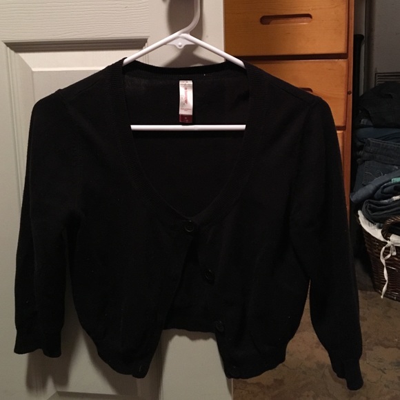 Black cover up top