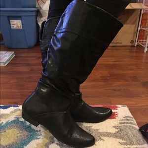 Black Boots