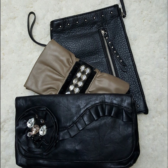 Jessica Simpson Handbags - 🆑must go 🆑3 clutch bundle