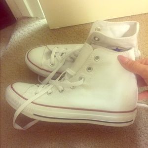White converse brand new!