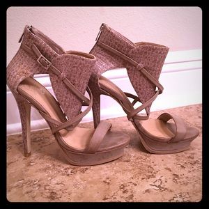 Colin Stuart heels