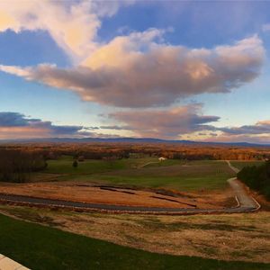 Meet your Posher, Hailey