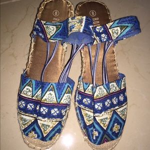 Shades of blue wedges!