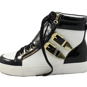 Platform sneakers