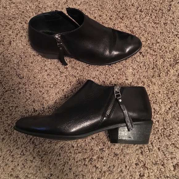 Steve Madden Shoes - Steve Madden ROSAAA black Bootie