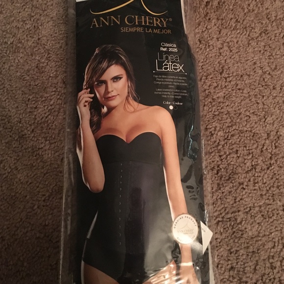 Ann Chery Waist Trainer Cincher Brand New size 32